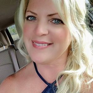 Meet your Posher, Carrie